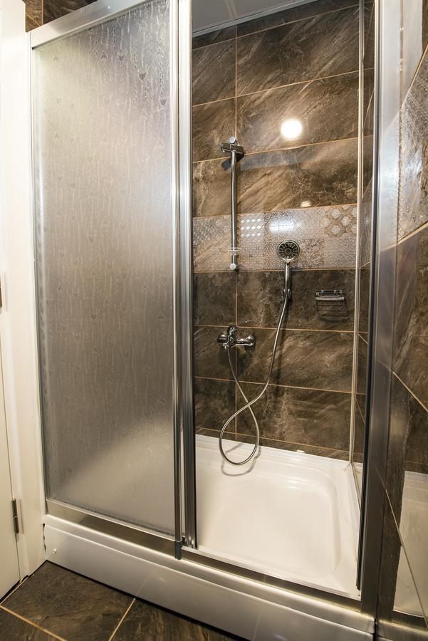 Kars-I Si̇Ri̇N Otel 外观 照片